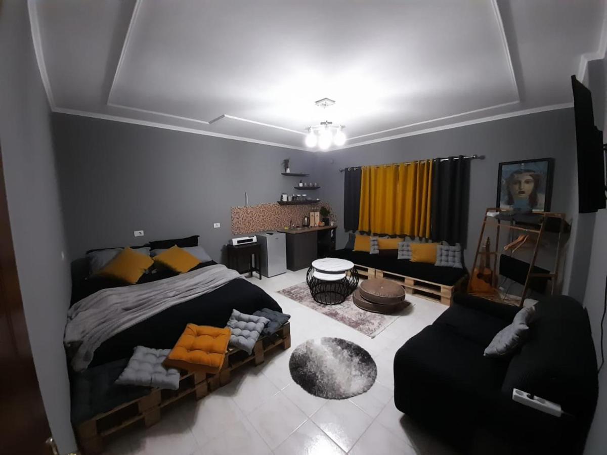 Koa Studio 1 Корча Экстерьер фото