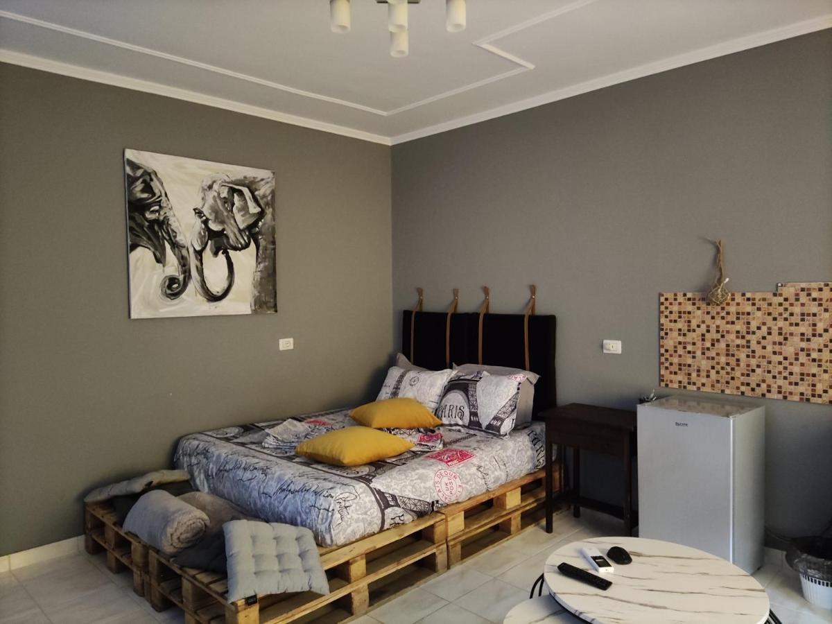 Koa Studio 1 Корча Экстерьер фото